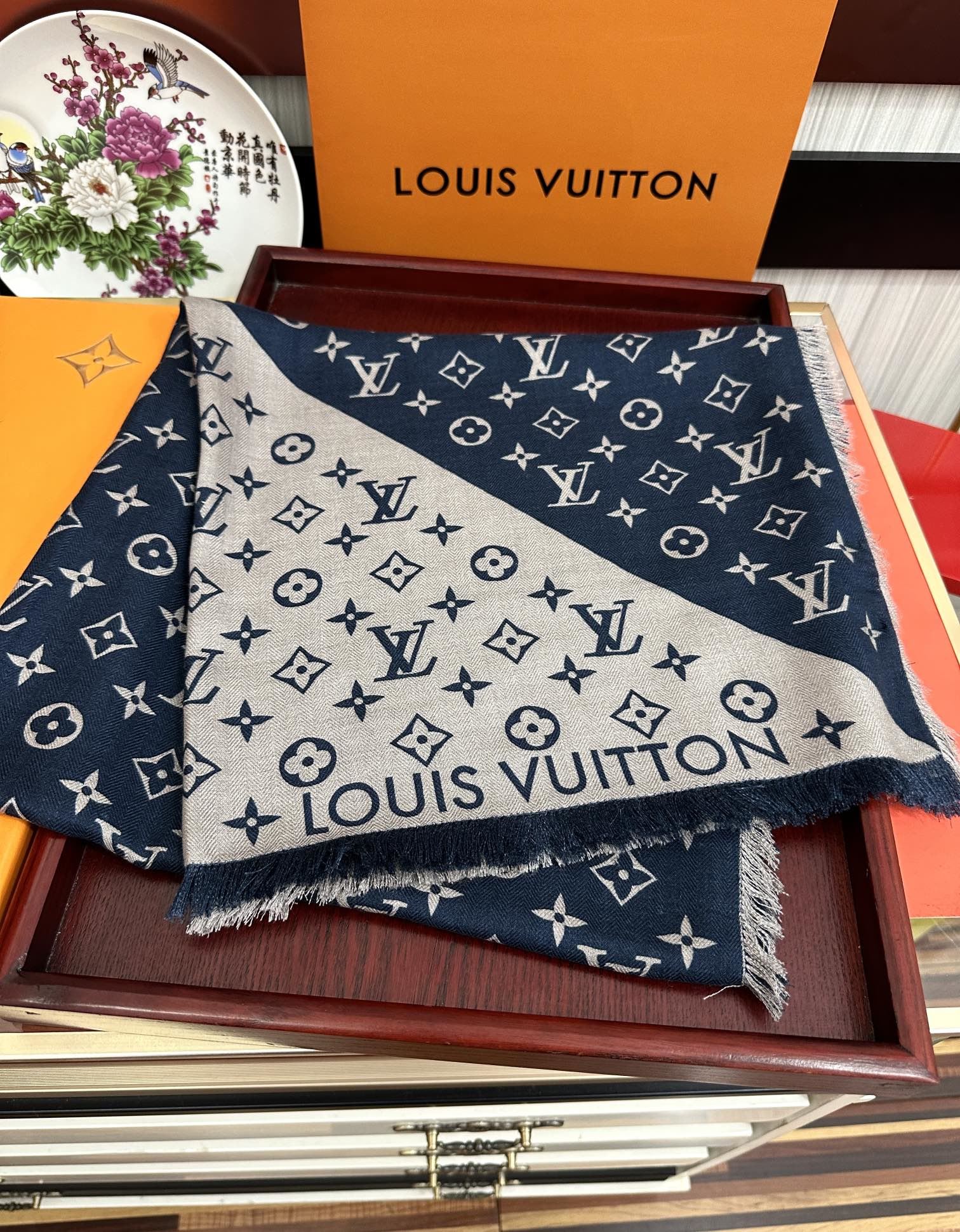 Louis Vuitton Scarf